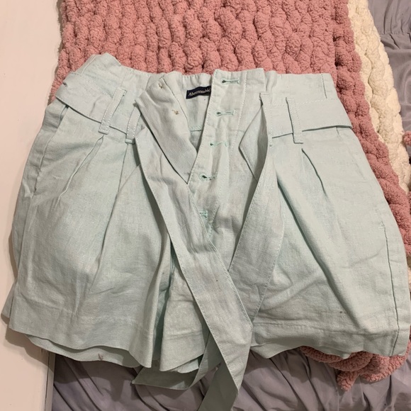 Abercrombie & Fitch High Waisted Paperbag Shorts - Picture 4 of 5